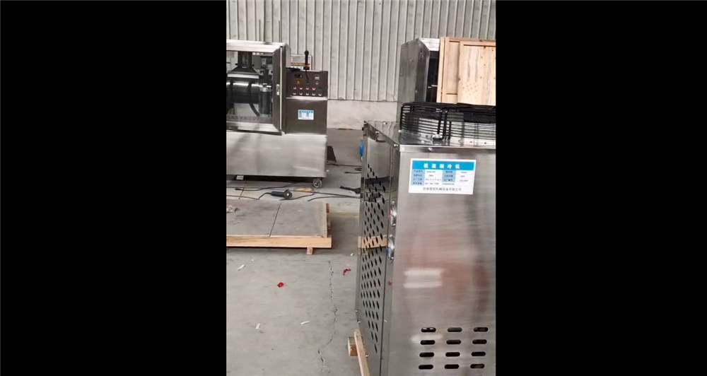 駿程粉碎機設(shè)備視頻展示